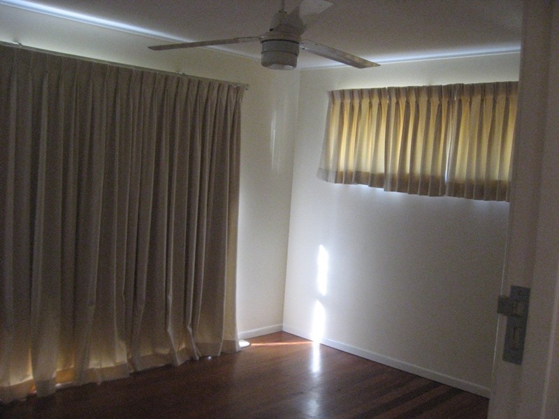 19 Tuttumburra Court, Ferny Hills QLD 4055