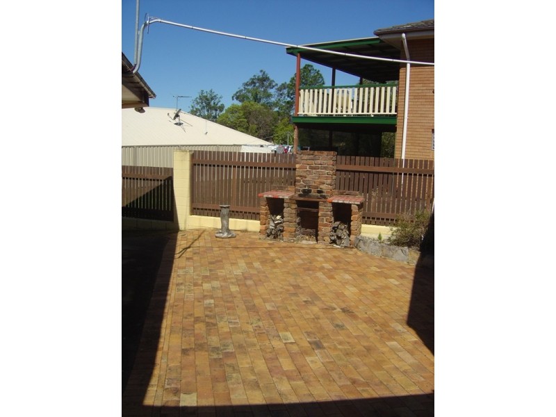 19 Tuttumburra Court, Ferny Hills QLD 4055