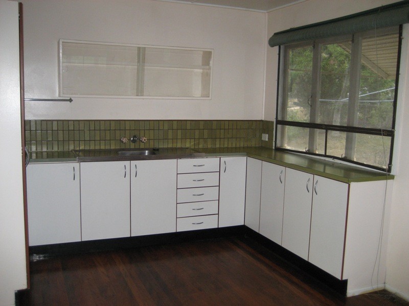 4 Loombah Crescent, Ferny Hills QLD 4055