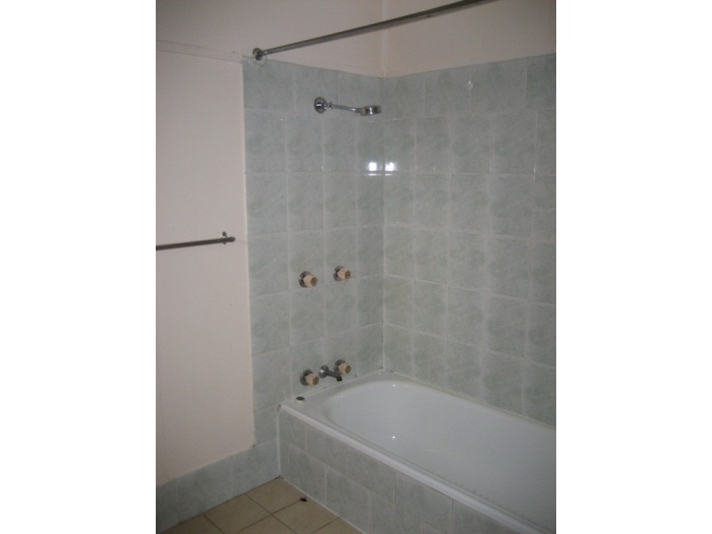 4 Loombah Crescent, Ferny Hills QLD 4055