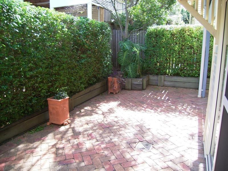 12 Stafford Street, Windsor QLD 4030