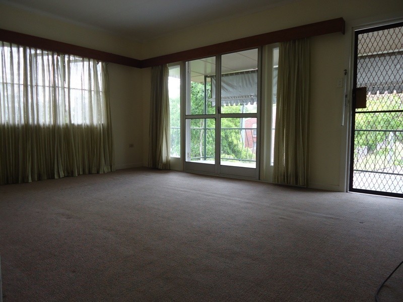 25 Penambul Crescent, Ferny Hills QLD 4055