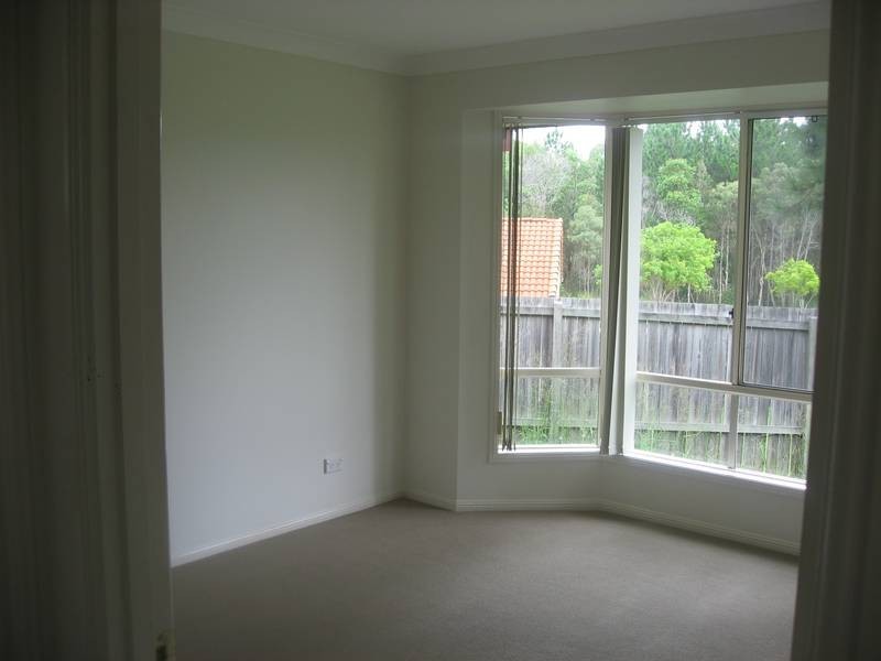 3 Kuhr Court, Kallangur QLD 4503