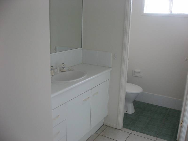 3 Kuhr Court, Kallangur QLD 4503