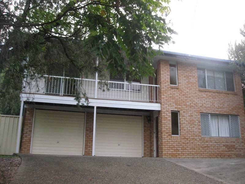 4 Ferny Way, Ferny Hills QLD 4055