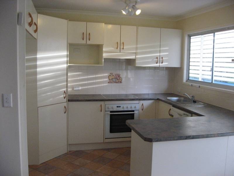 4 Ferny Way, Ferny Hills QLD 4055