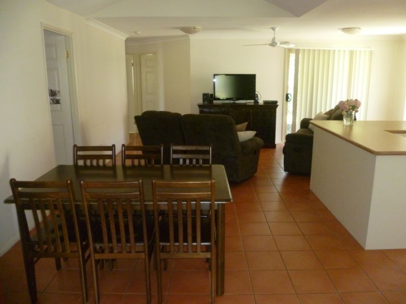 24 Hawkes Avenue, Arana Hills QLD 4054