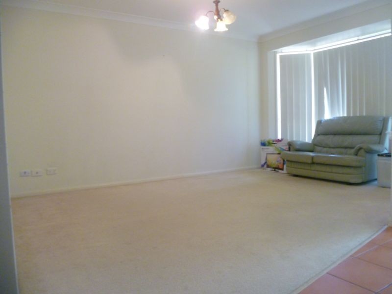 24 Hawkes Avenue, Arana Hills QLD 4054