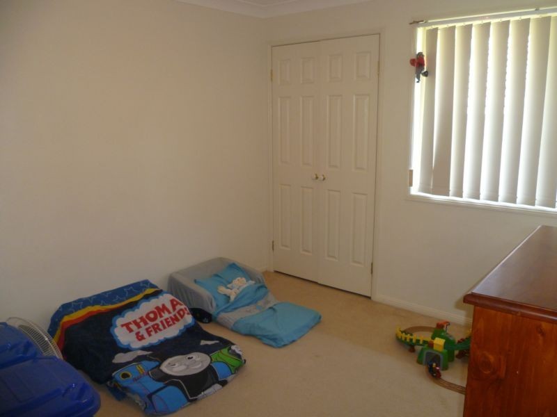 24 Hawkes Avenue, Arana Hills QLD 4054