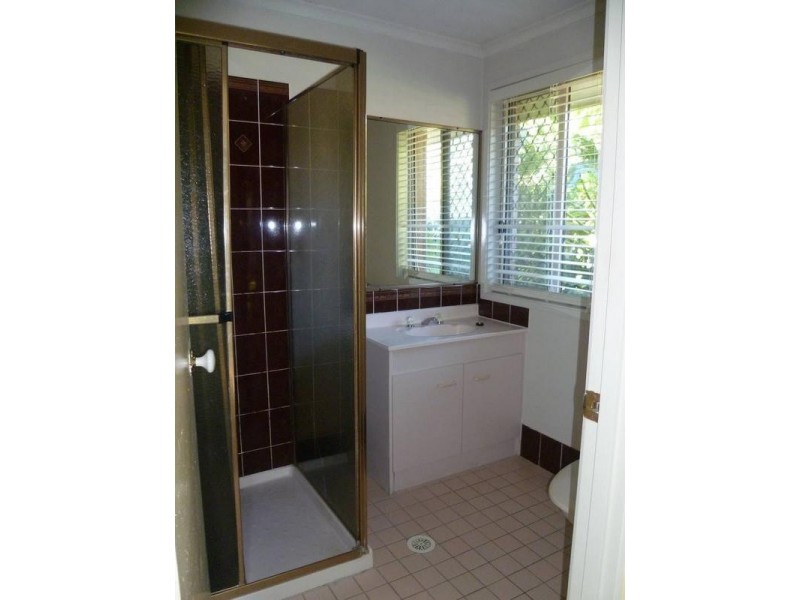 42 Falconglen Place, Ferny Grove QLD 4055