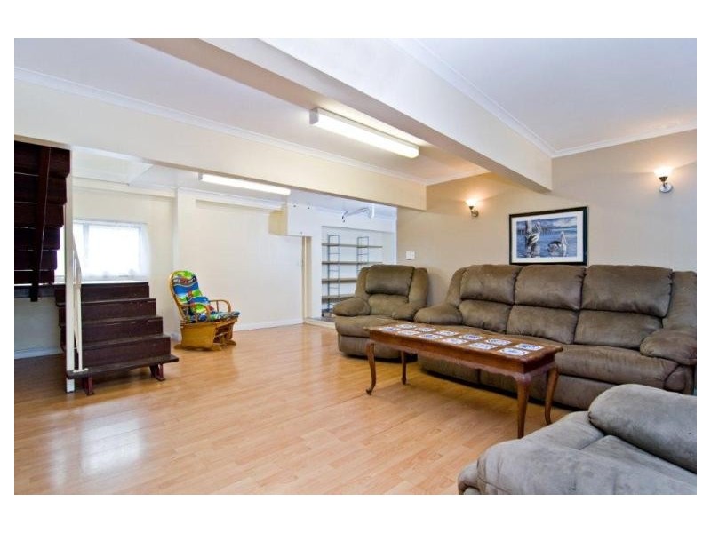 16 Bundar Crescent, Ferny Hills QLD 4055