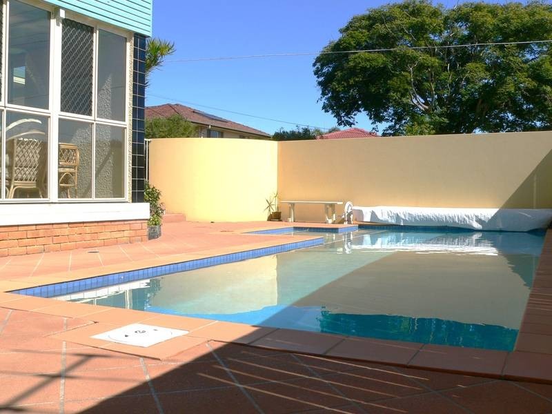 17 Hillhouse, Aspley QLD 4034