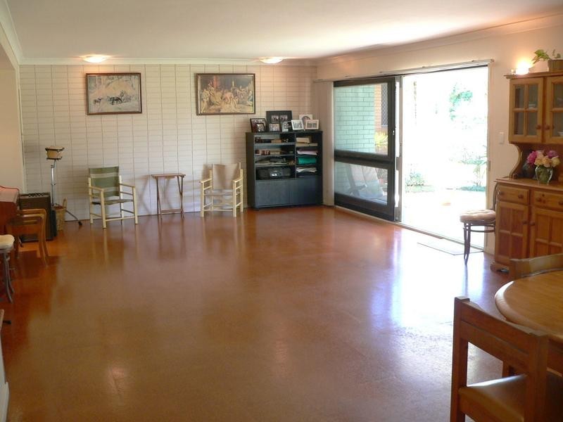 17 Hillhouse, Aspley QLD 4034