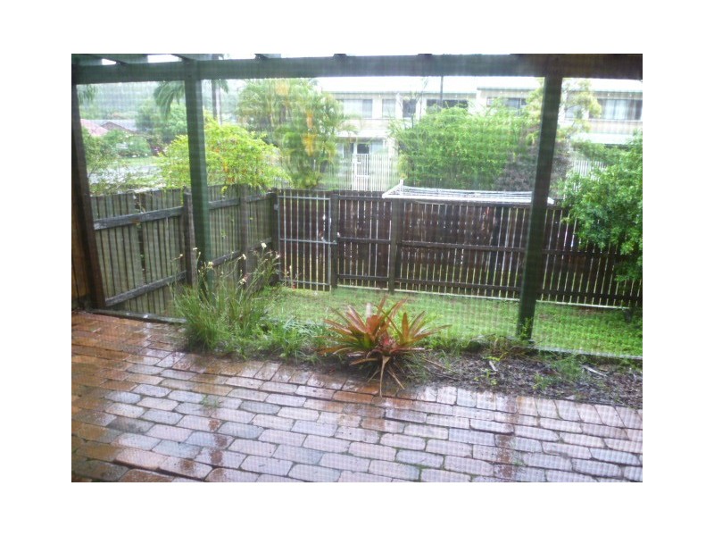 2/3 Movilla Street, Ferny Grove QLD 4055