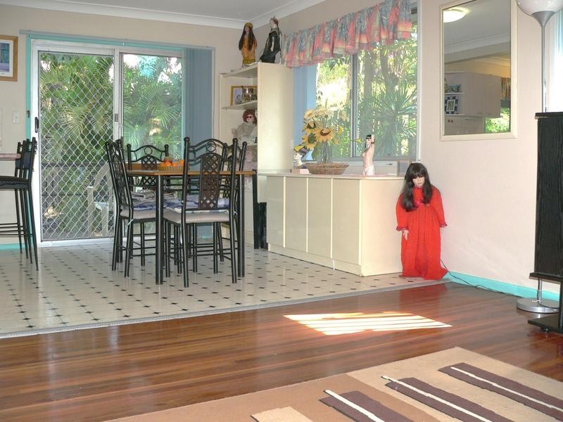 17 Ukamirra, Ferny Hills QLD 4055