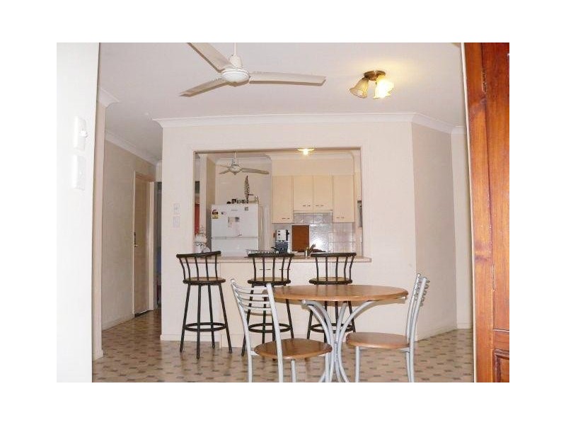 51 Deerdale St, Stafford Heights QLD 4053