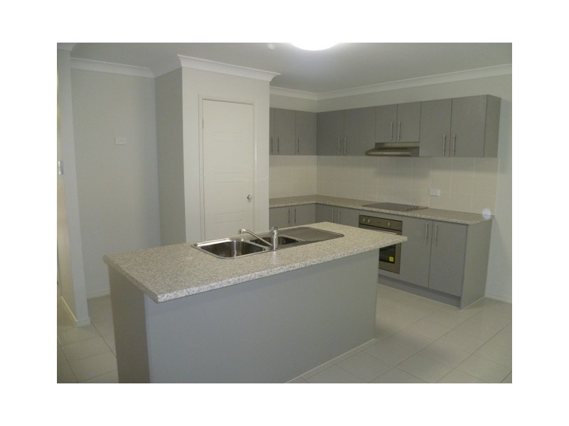 1/3 Quiamong Street, Bray Park QLD 4500