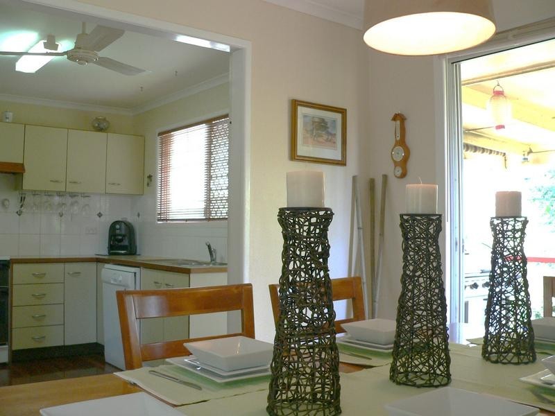 75 View Cr, Arana Hills QLD 4054