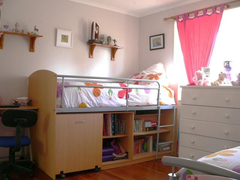 75 View Cr, Arana Hills QLD 4054