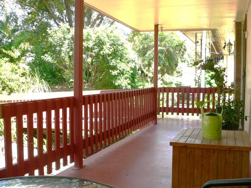 75 View Cr, Arana Hills QLD 4054