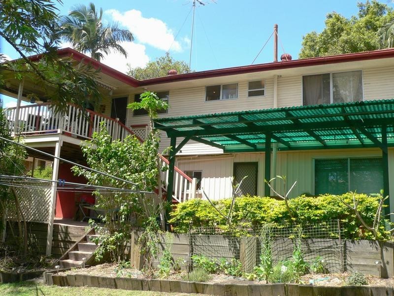 75 View Cr, Arana Hills QLD 4054