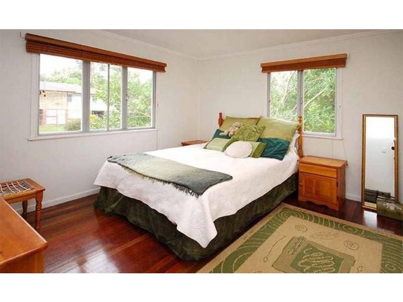 4 Menangle Ave, Arana Hills QLD 4054