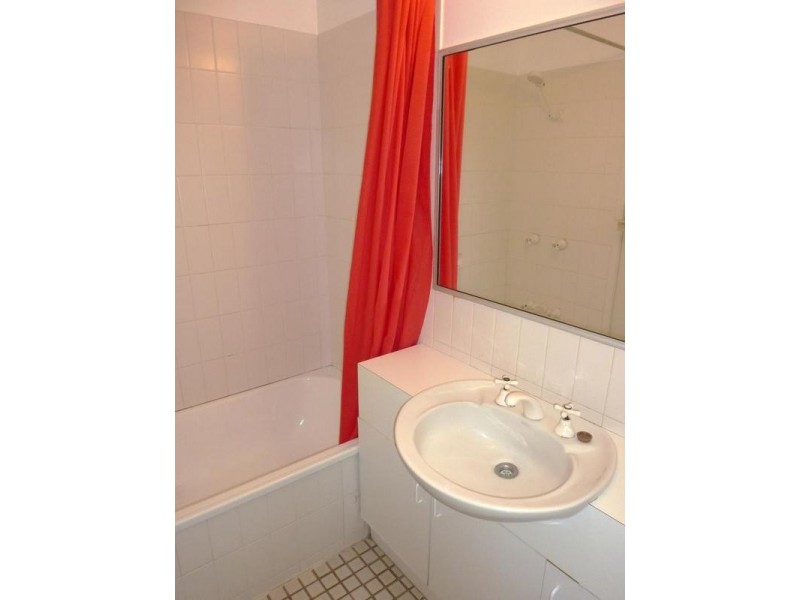 8/21 Jane Street, Arana Hills QLD 4054