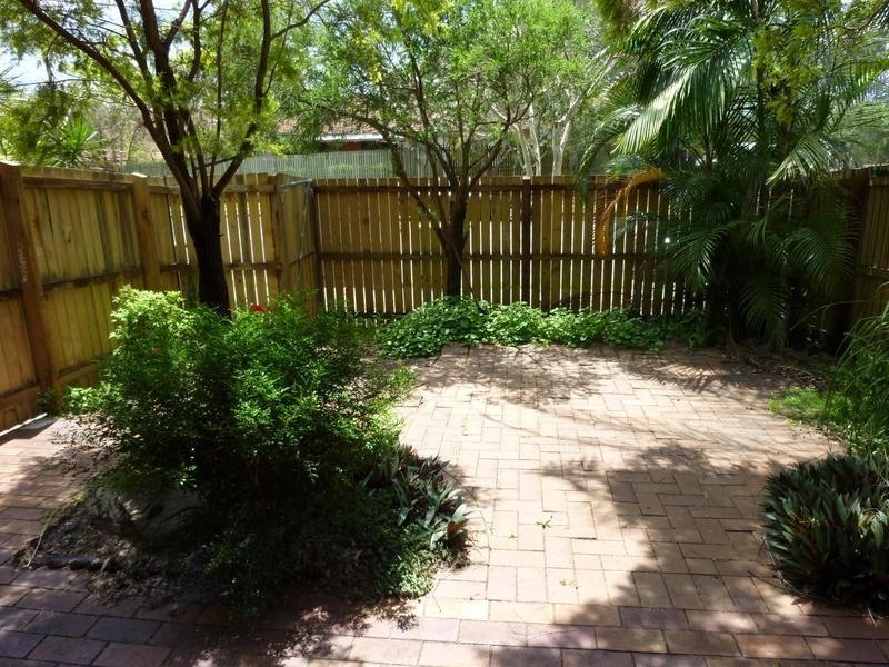 8/21 Jane Street, Arana Hills QLD 4054