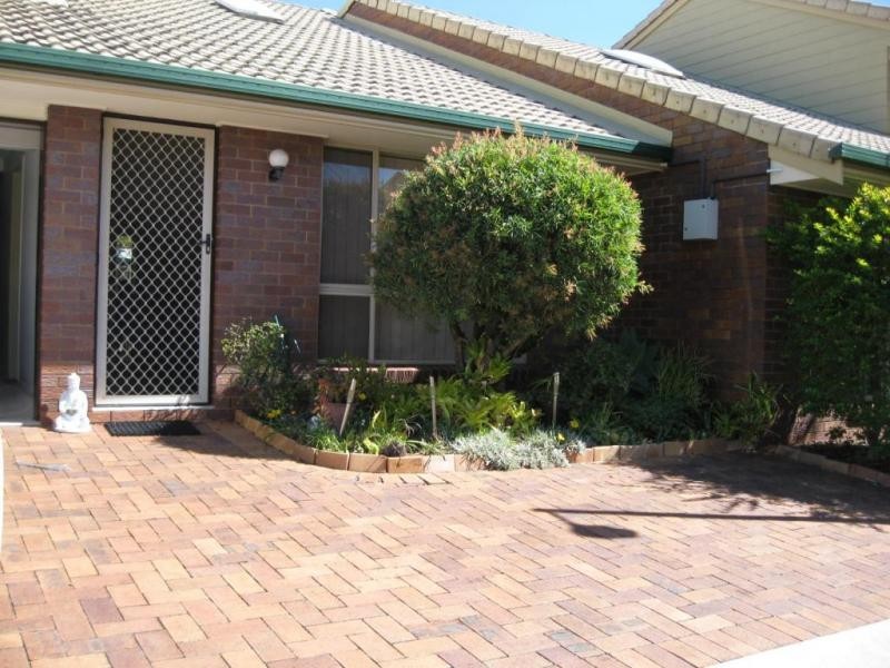 42/9 Leslie Street, Arana Hills QLD 4054