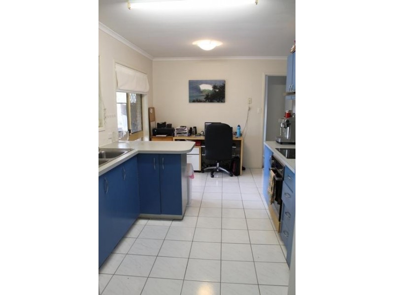 Arana Hills QLD 4054