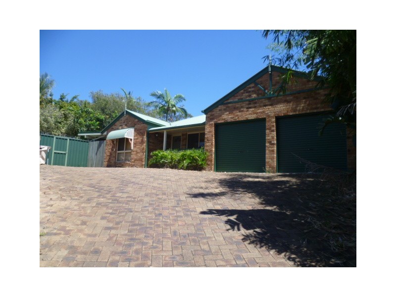 27 Falconglen Place, Ferny Grove QLD 4055