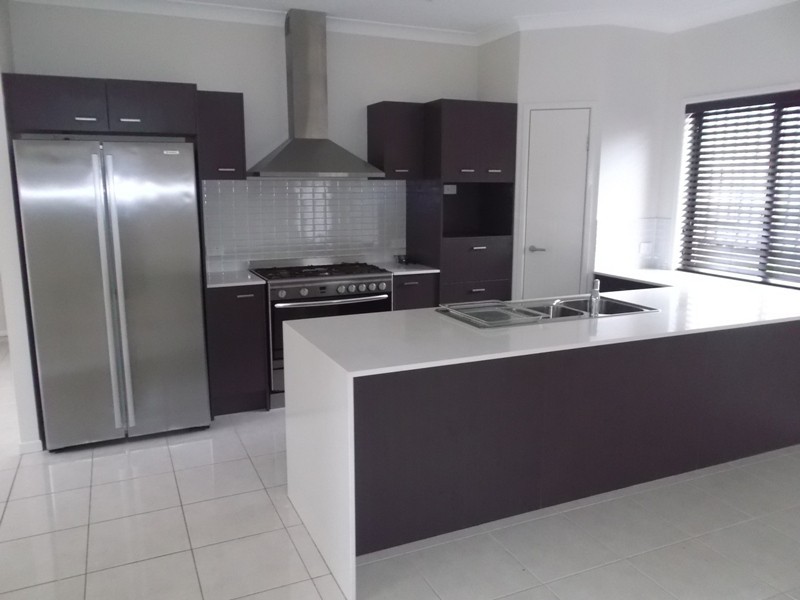50 Woolshed Street, Ferny Hills QLD 4055