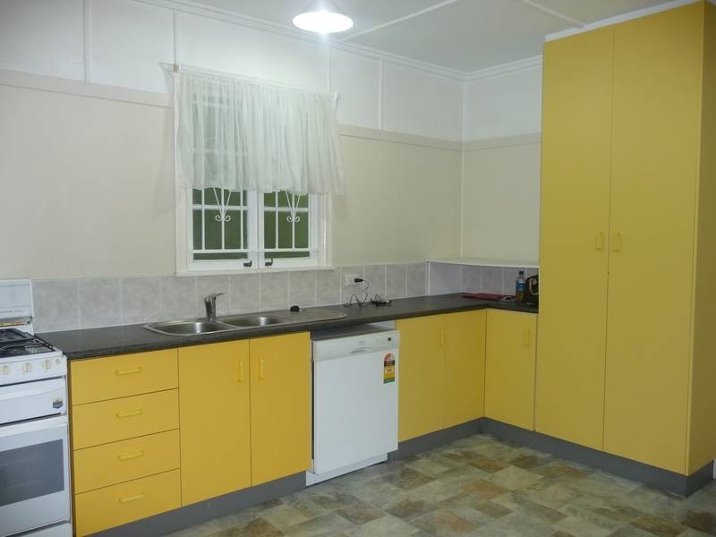 8 Hudson Street, Mitchelton QLD 4053