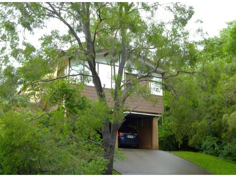 13 Tarnee, Ferny Hills QLD 4055