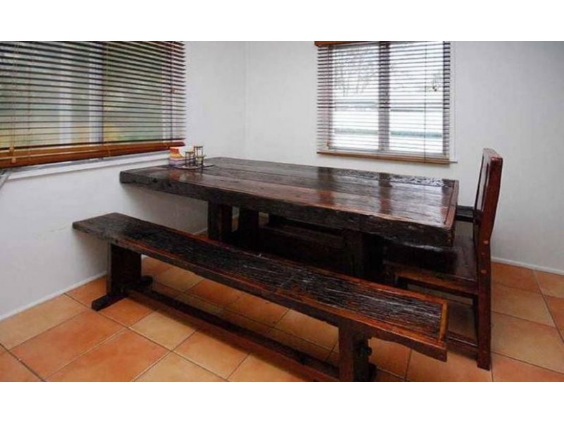 4 Menangle Ave, Arana Hills QLD 4054