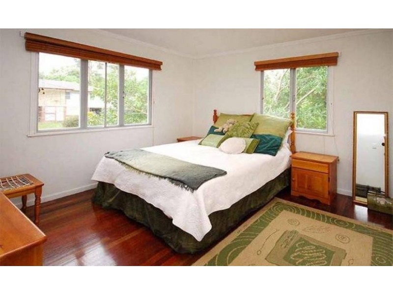 4 Menangle Ave, Arana Hills QLD 4054