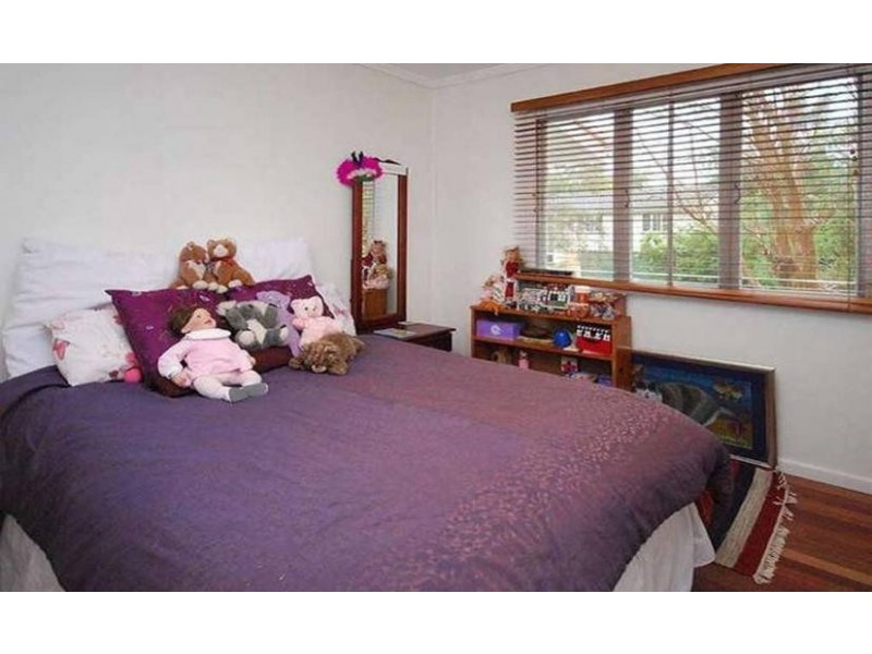 4 Menangle Ave, Arana Hills QLD 4054