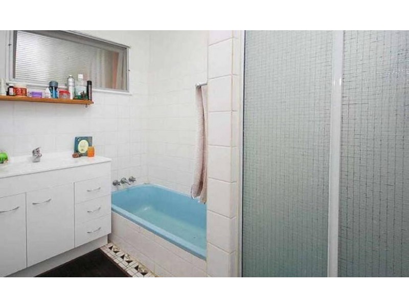 4 Menangle Ave, Arana Hills QLD 4054