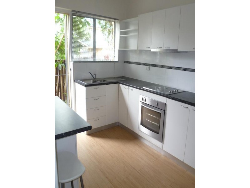 1/38 Edmondstone Street, Newmarket QLD 4051