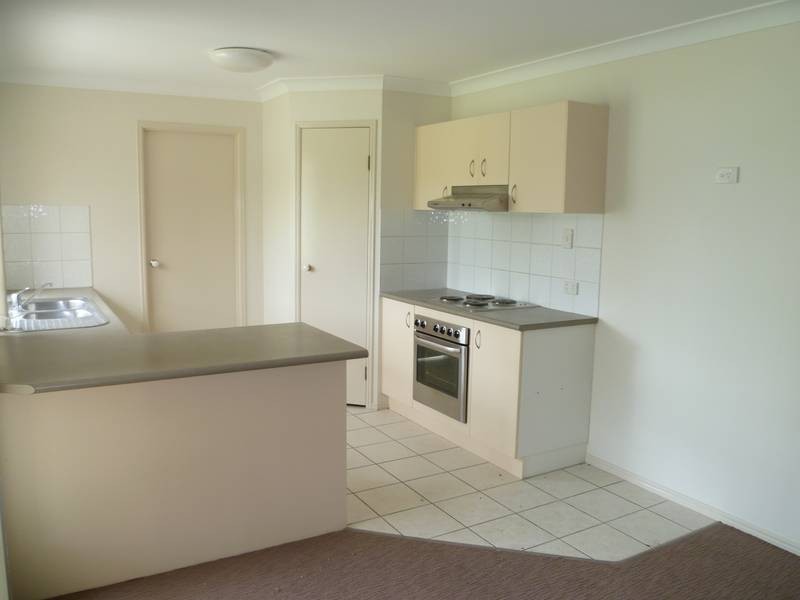 40 Hawkes Avenue, Arana Hills QLD 4054