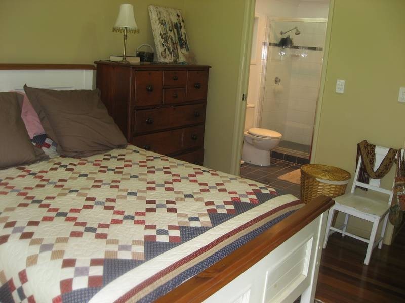 52 Tarnook Drive, Ferny Hills QLD 4055