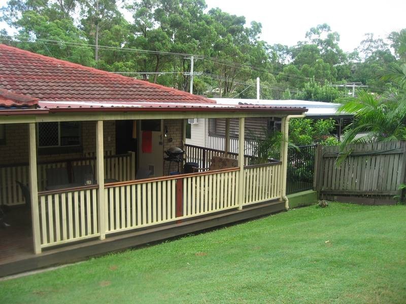 52 Tarnook Drive, Ferny Hills QLD 4055