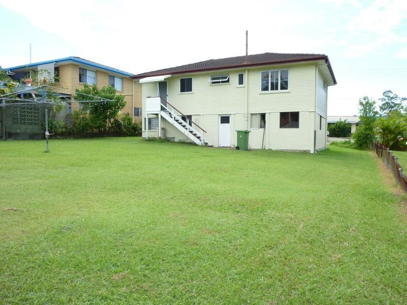 16 Mawarra Cres, Ferny Hills QLD 4055