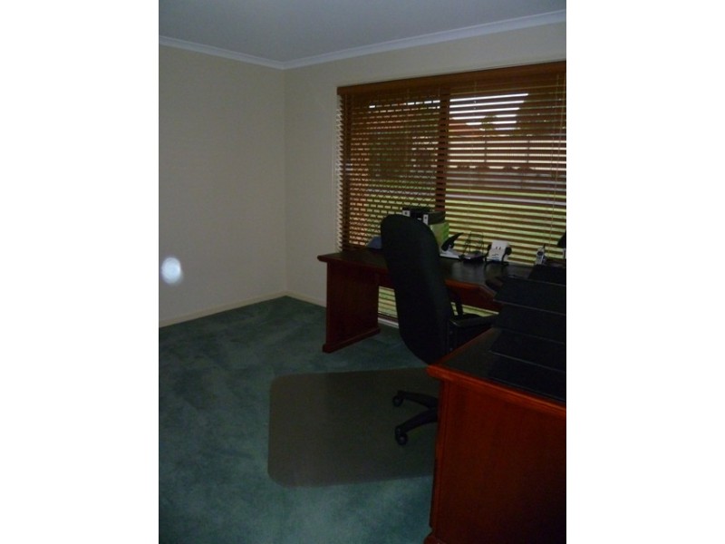 26 Wyellan Place, Upper Kedron QLD 4055