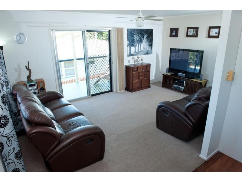 34 Bargo St, Arana Hills QLD 4054