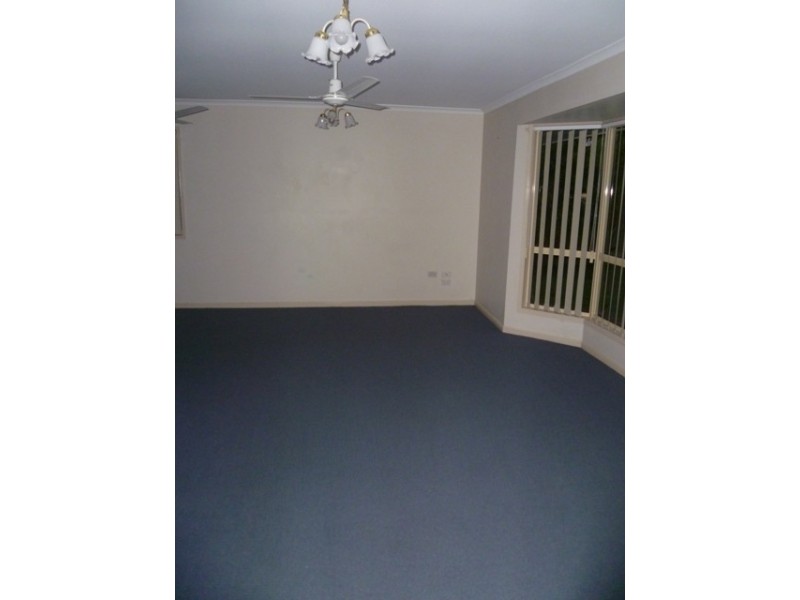 4 Melvina Place, Bracken Ridge QLD 4017