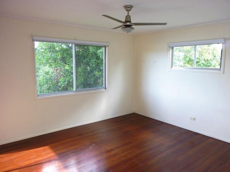 296 DAWSON PDE, Arana Hills QLD 4054