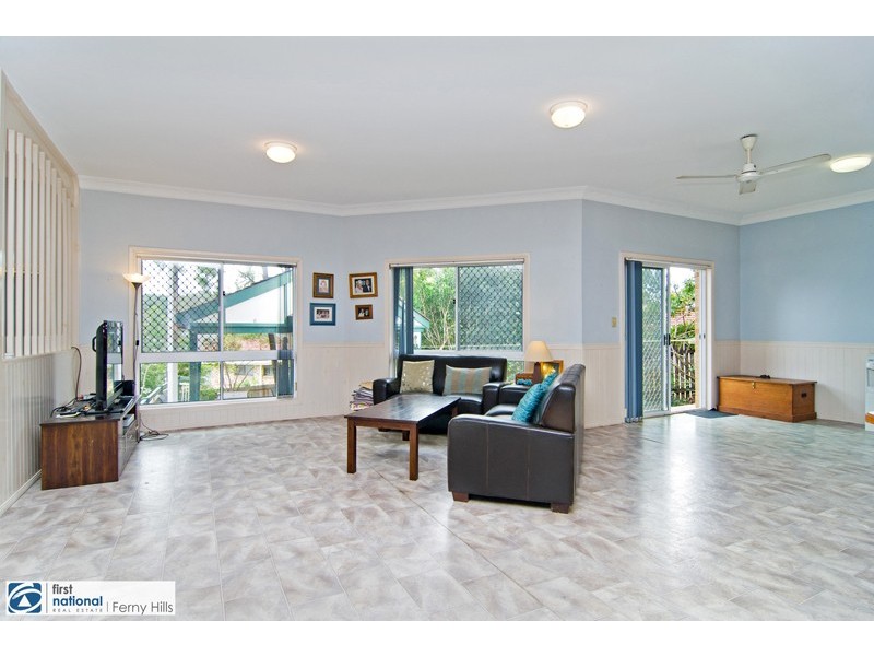 4 Zeppo Place, Mcdowall QLD 4053