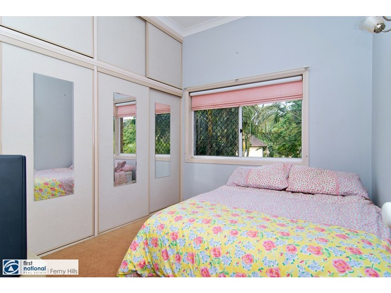 4 Zeppo Place, Mcdowall QLD 4053