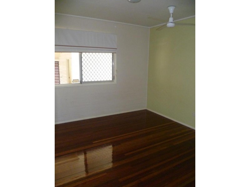 35 Rinavore St, Ferny Grove QLD 4055